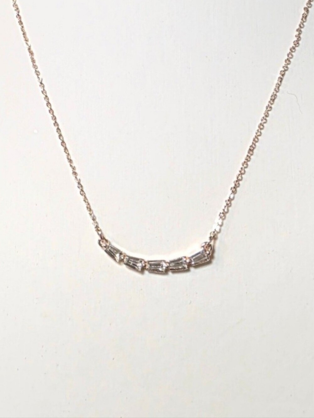 Lauren Conrad Gold Bar Crystal Pendant Gold-Tone Necklace - LIKE NEW!
